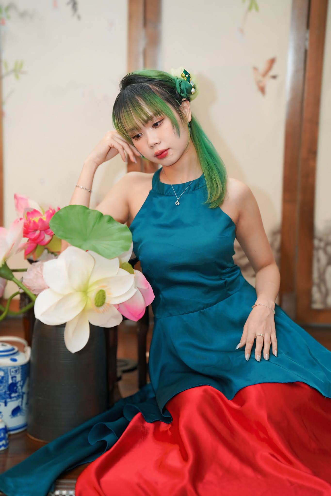 Yếm đỏ đuôi xanh Y14