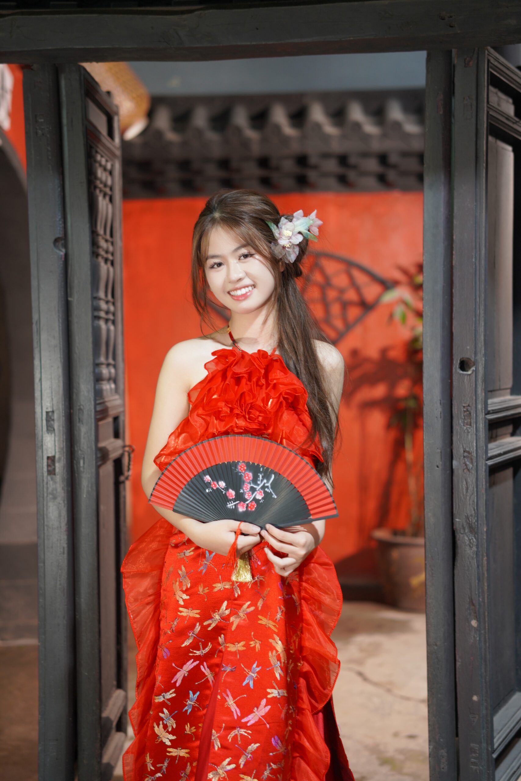 Yếm đỏ họa tiết bèo nhún cổ (combo99-combo599k) Y32