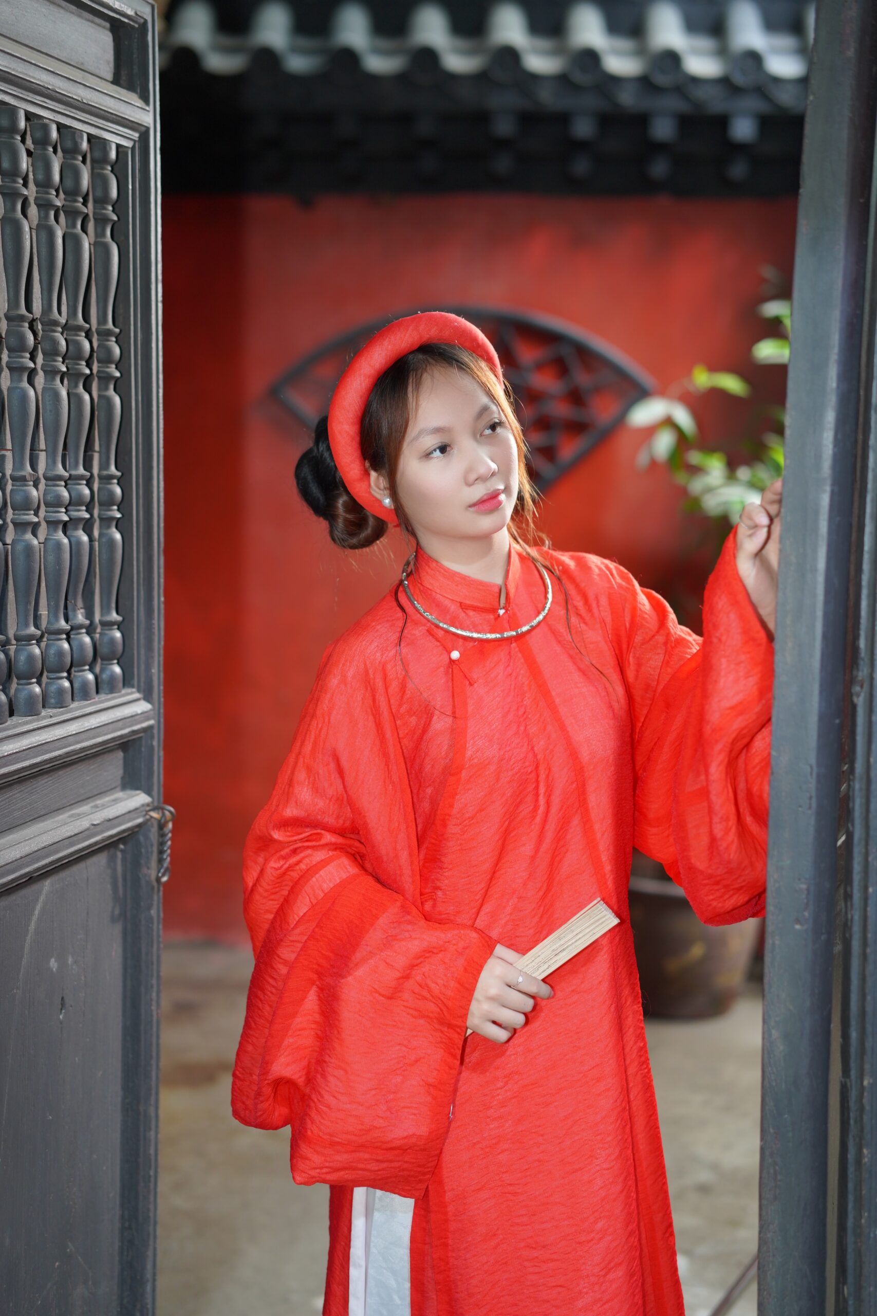 Áo tấc đỏ vải tơ (combo99-combo599k) TAC04