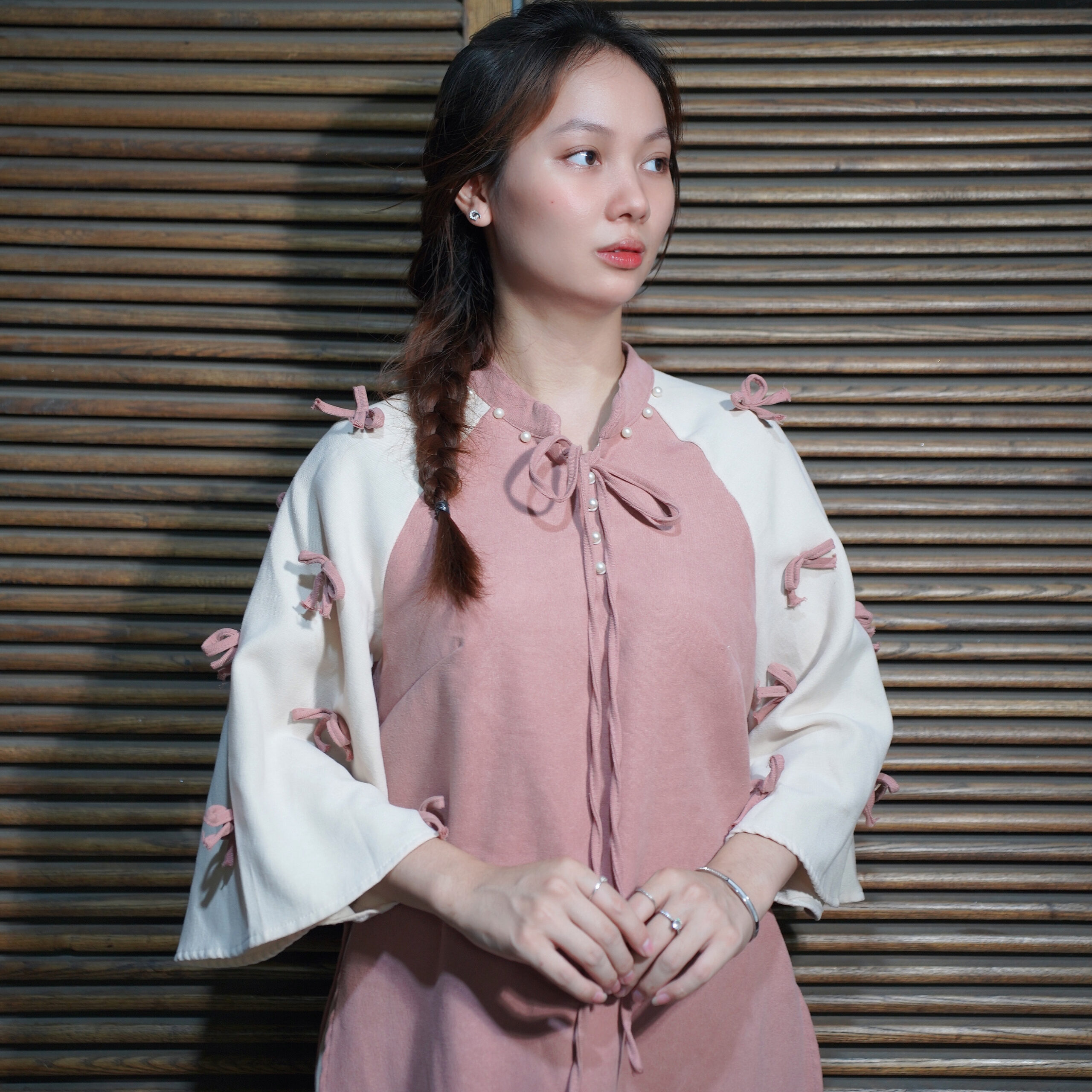 Áo Dài hồng tay trắng nơ