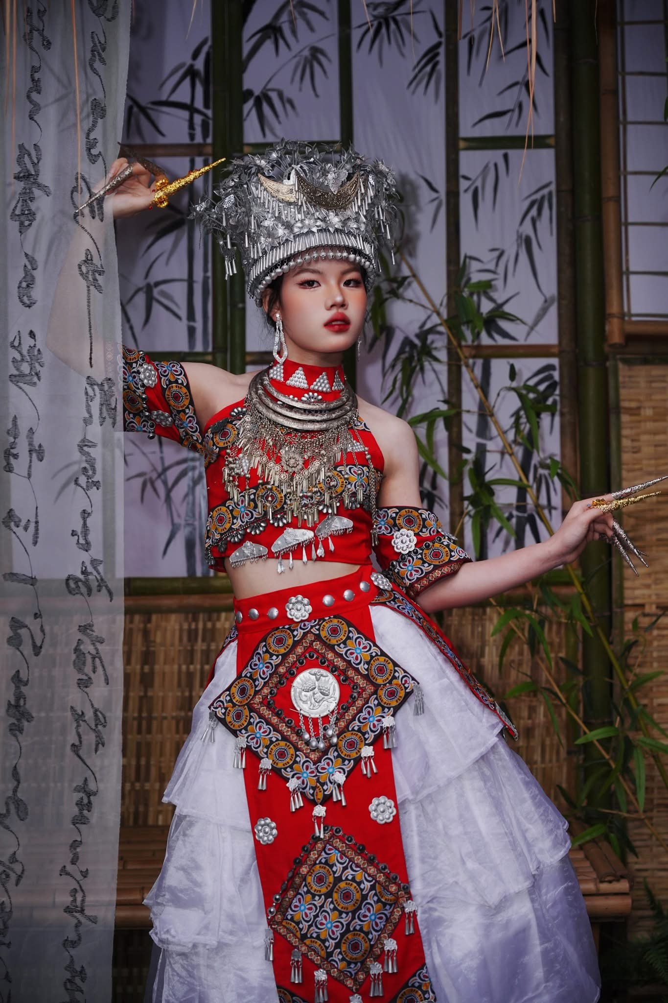 Miêu tộc đỏ bí ẩn (conbo99-combo599k) Mieu01