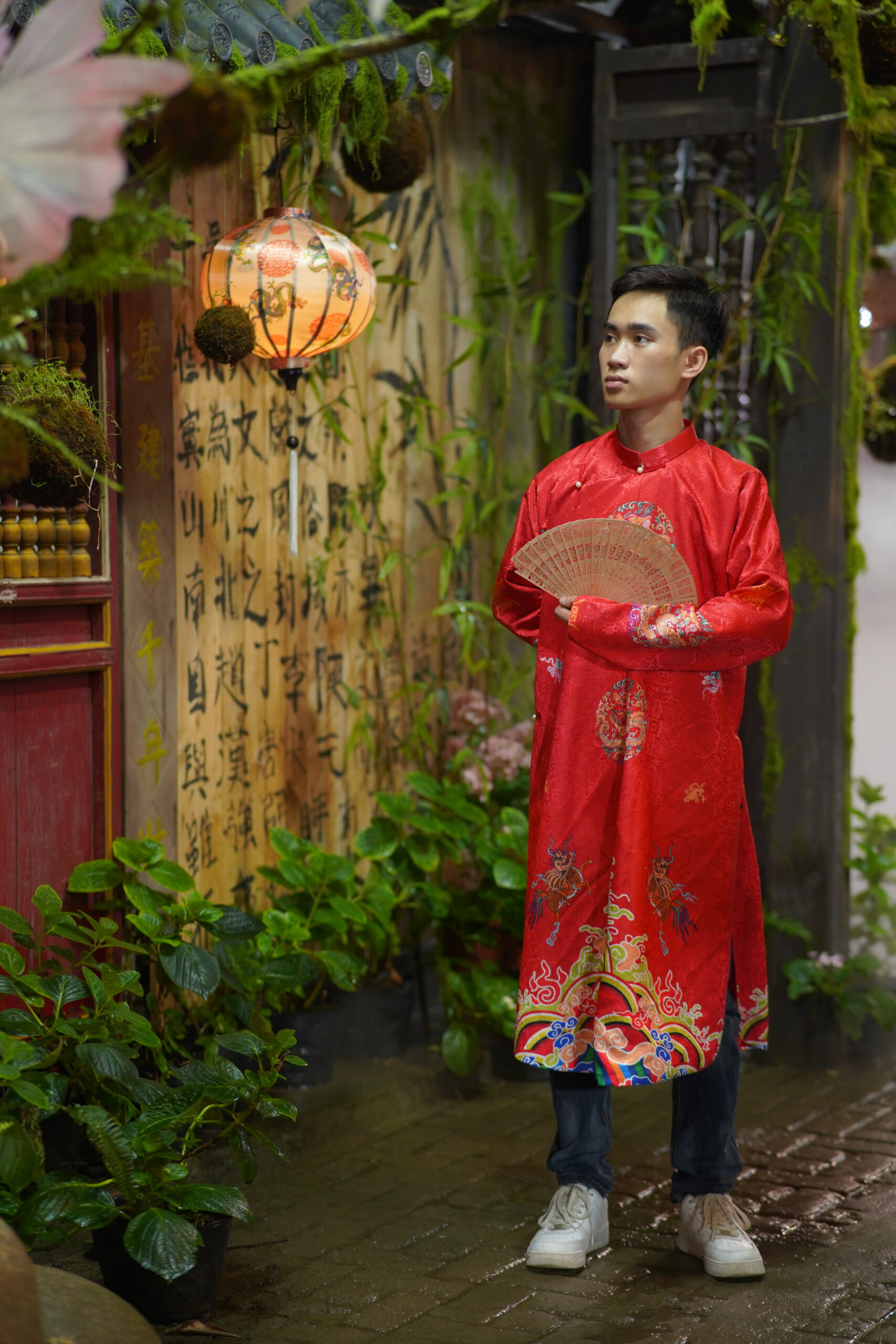 Việt Phục Nam
