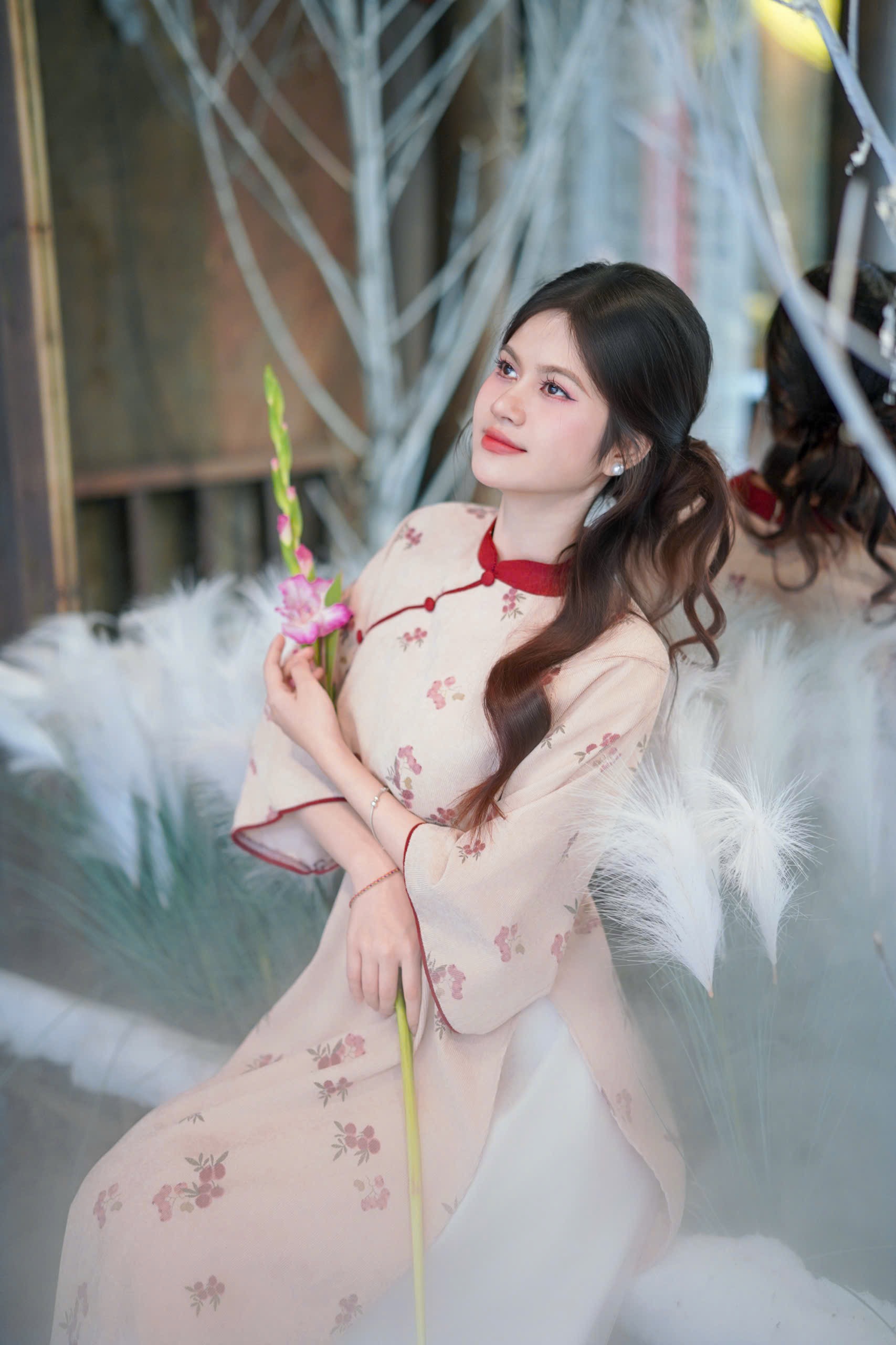 Áo Dài Be Hoạ Tiết (combo: 99-799k)