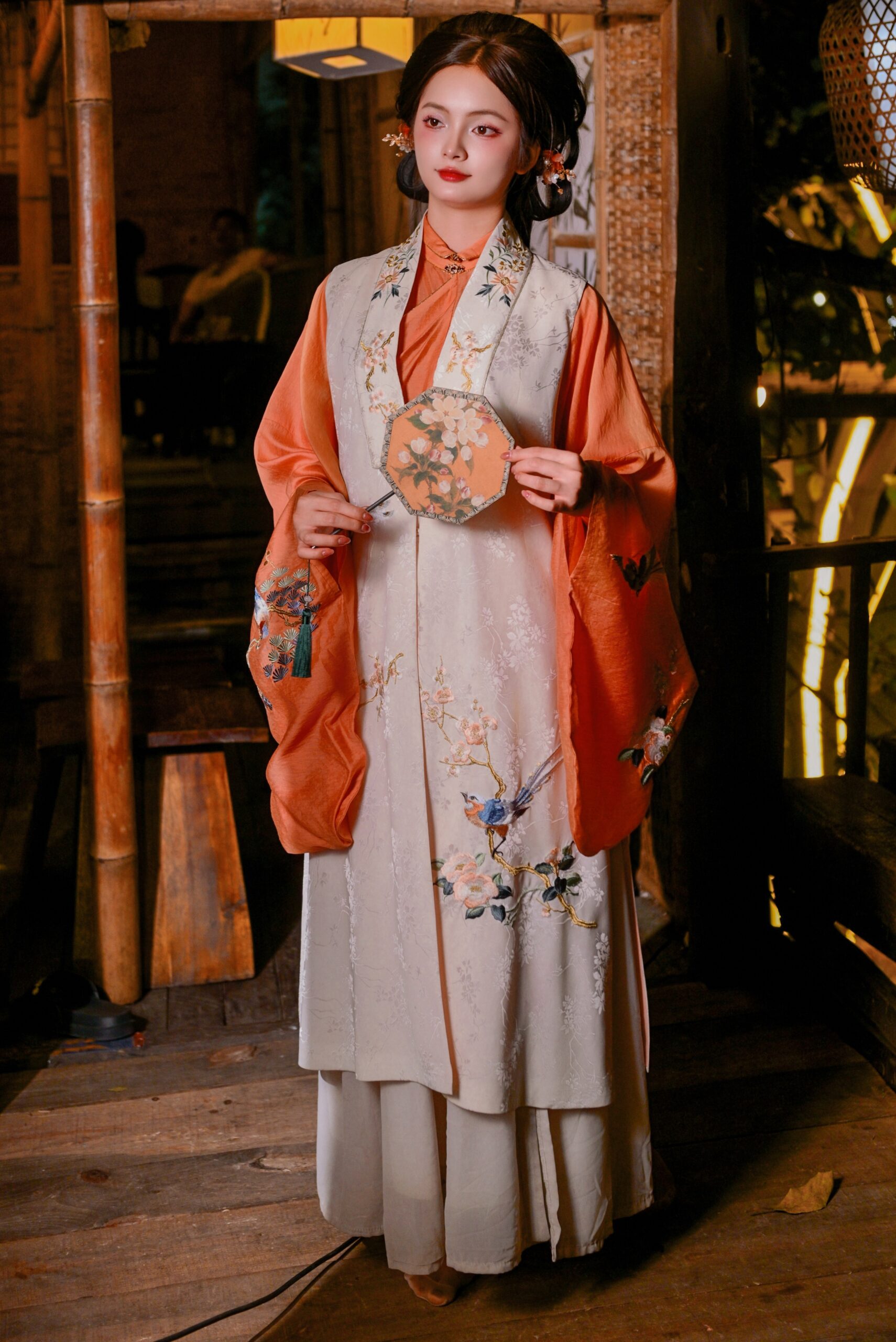 Cam Liên y- combo99 đến 799